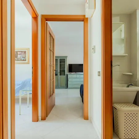 Guesthost - Alma Karalis Apartment *