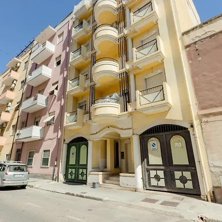 Apartment Guesthost - Alma Karalis Cagliari